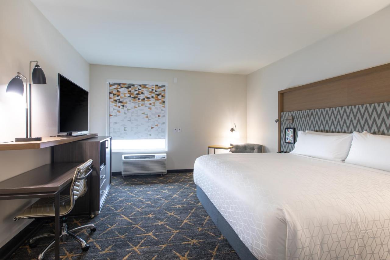 Holiday Inn Greenville - Woodruff Road By Ihg Exteriör bild