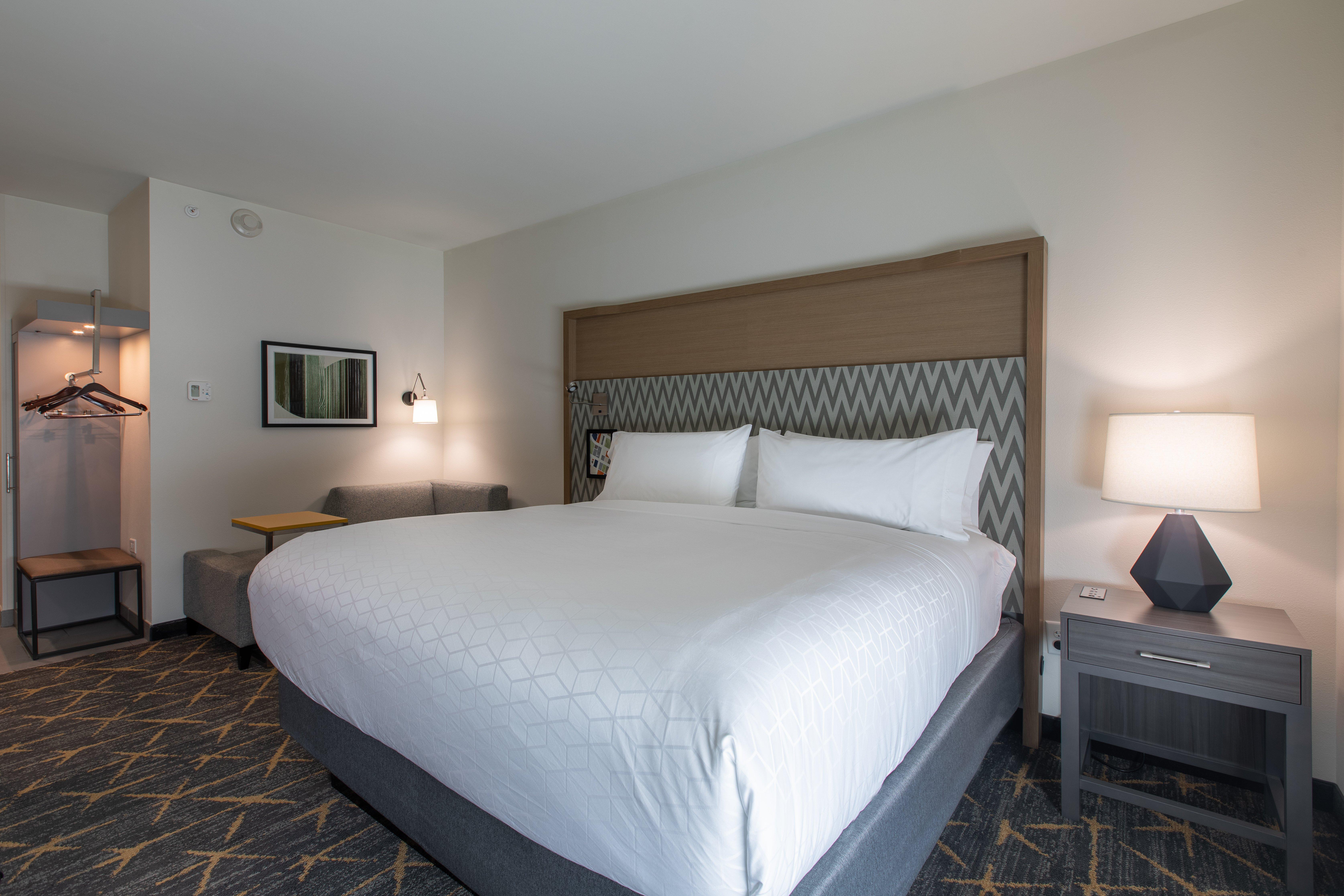 Holiday Inn Greenville - Woodruff Road By Ihg Exteriör bild
