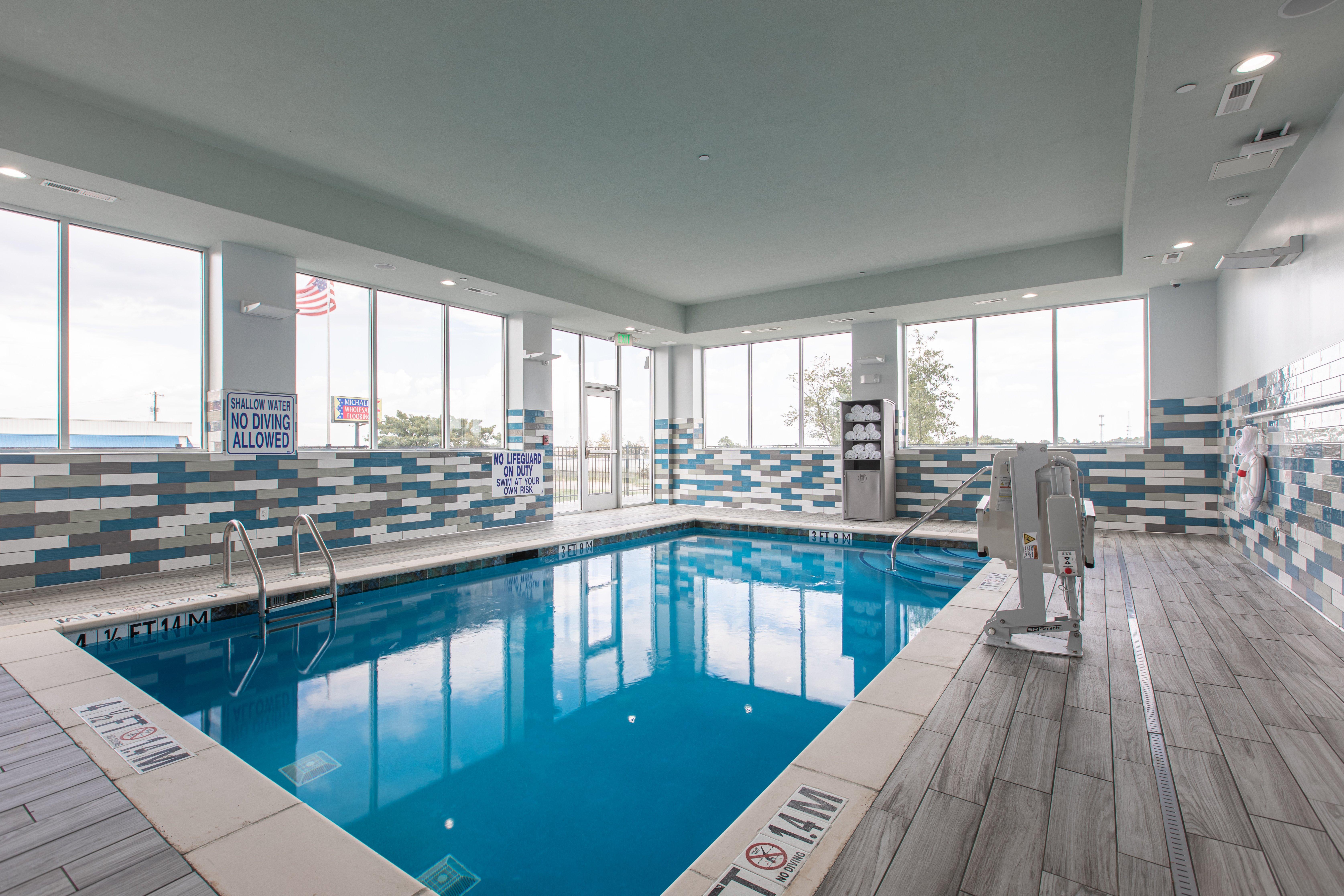 Holiday Inn Greenville - Woodruff Road By Ihg Exteriör bild