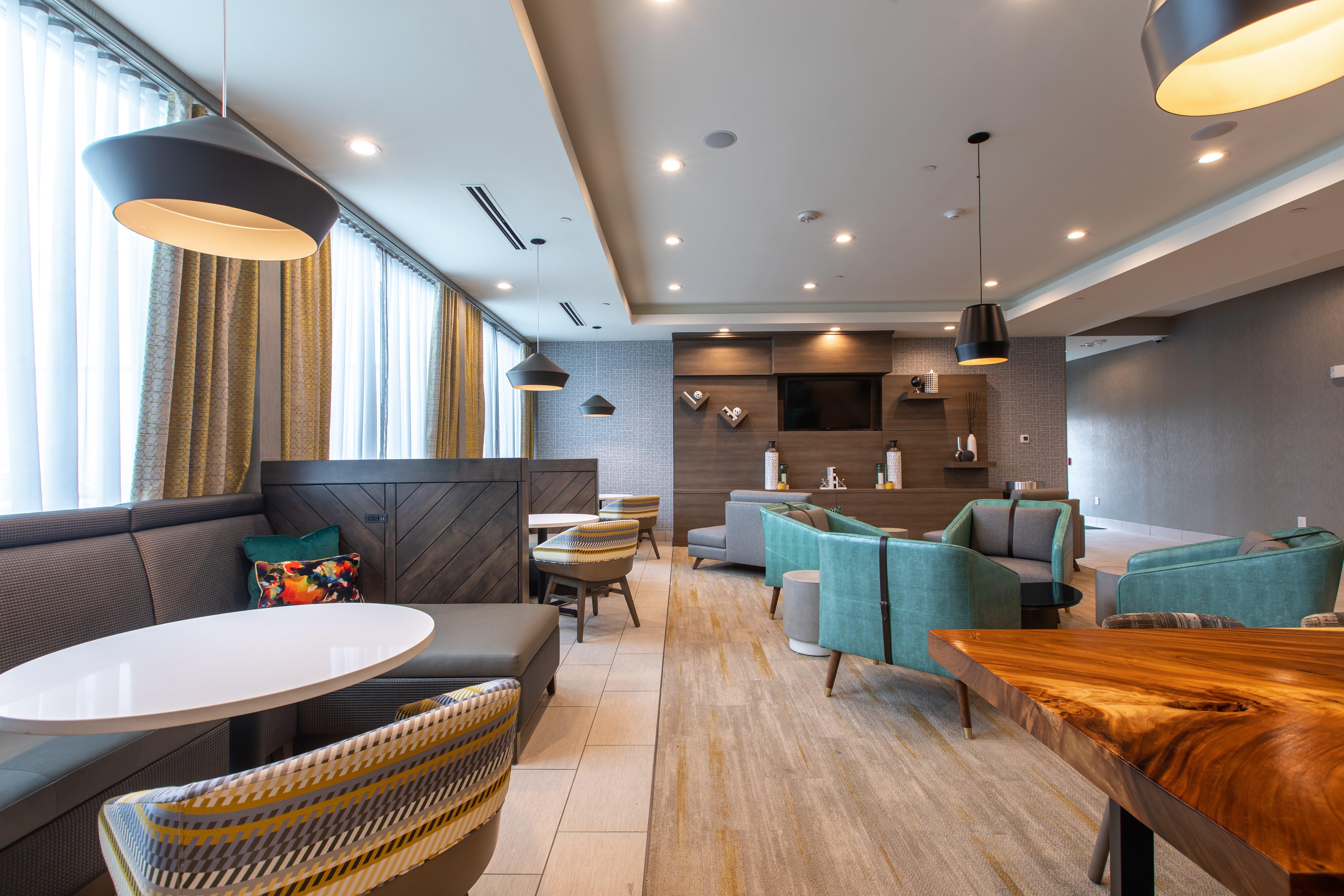 Holiday Inn Greenville - Woodruff Road By Ihg Exteriör bild