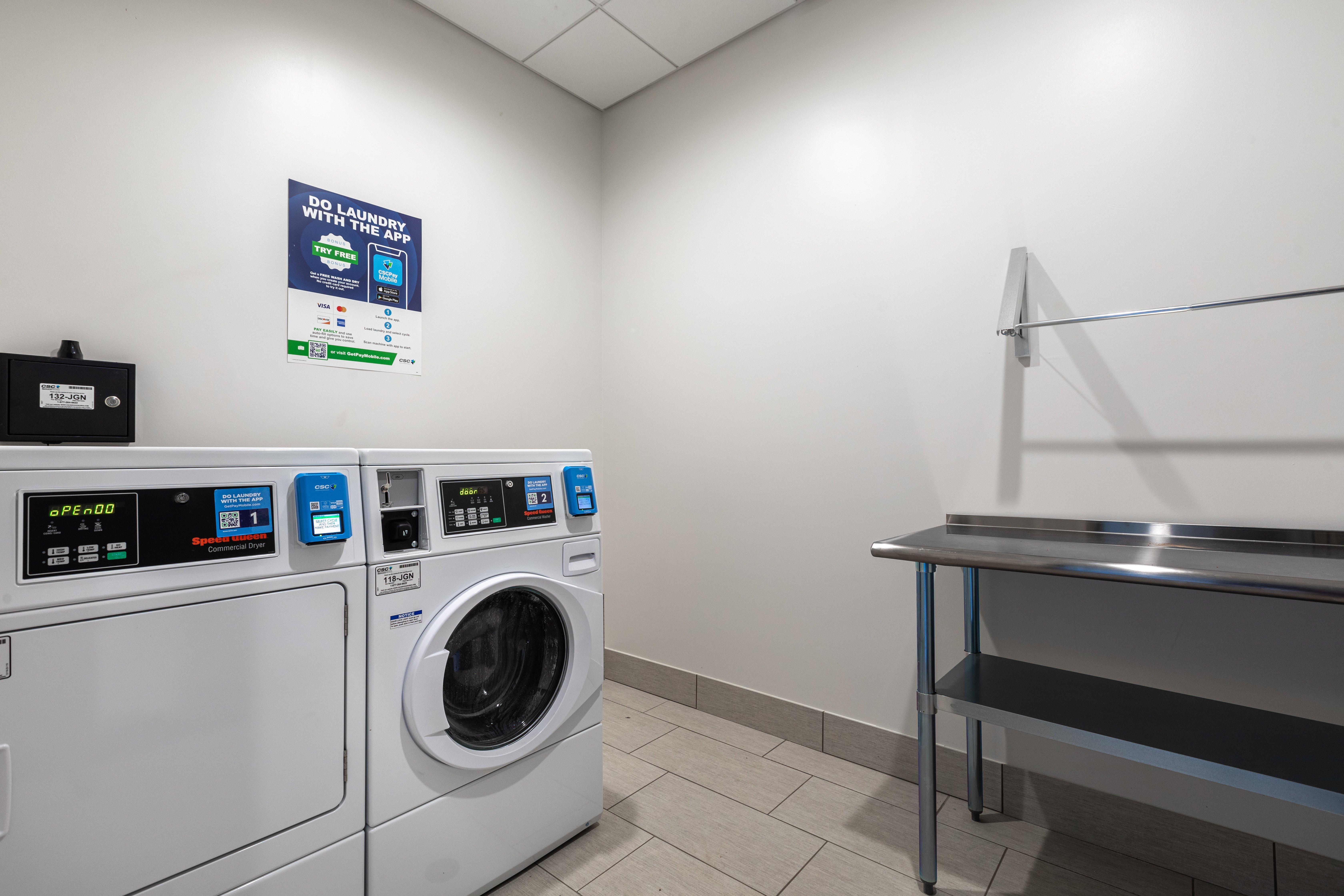 Holiday Inn Greenville - Woodruff Road By Ihg Exteriör bild